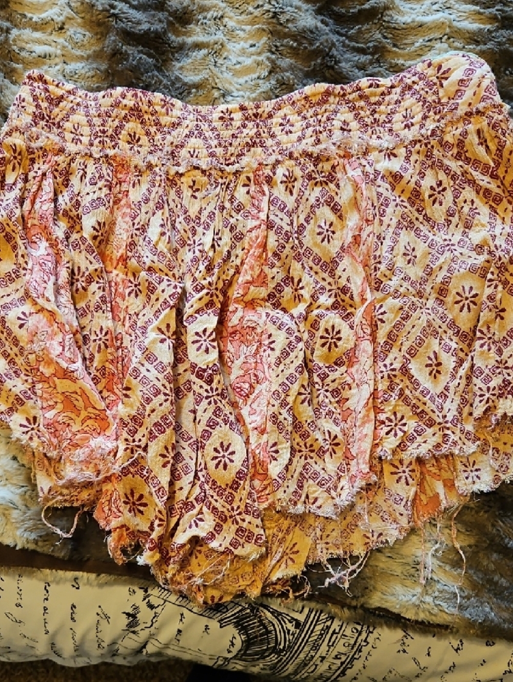 Free People Peach and Mauve Printed Ruffled Shorts - Picture 6 of 6